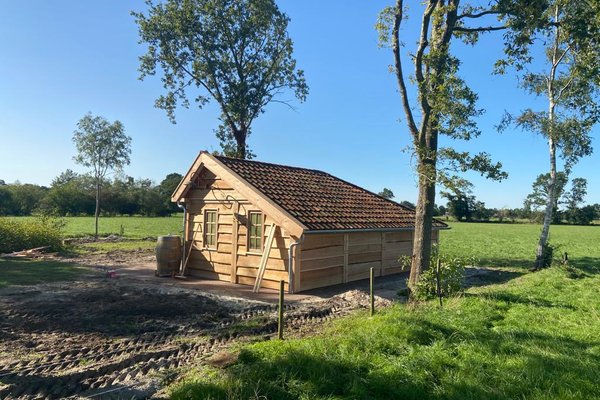 Hoekmodel kapschuur terrasoverkapping  