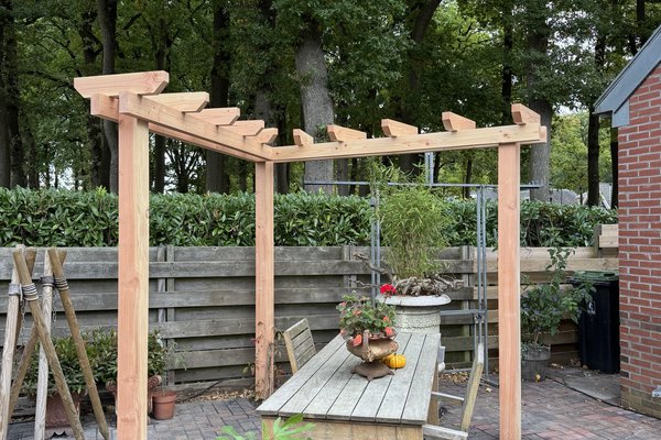 kapschuur-rechtmodel-landelijke-bouwstijl-zuidlaren-pergola 